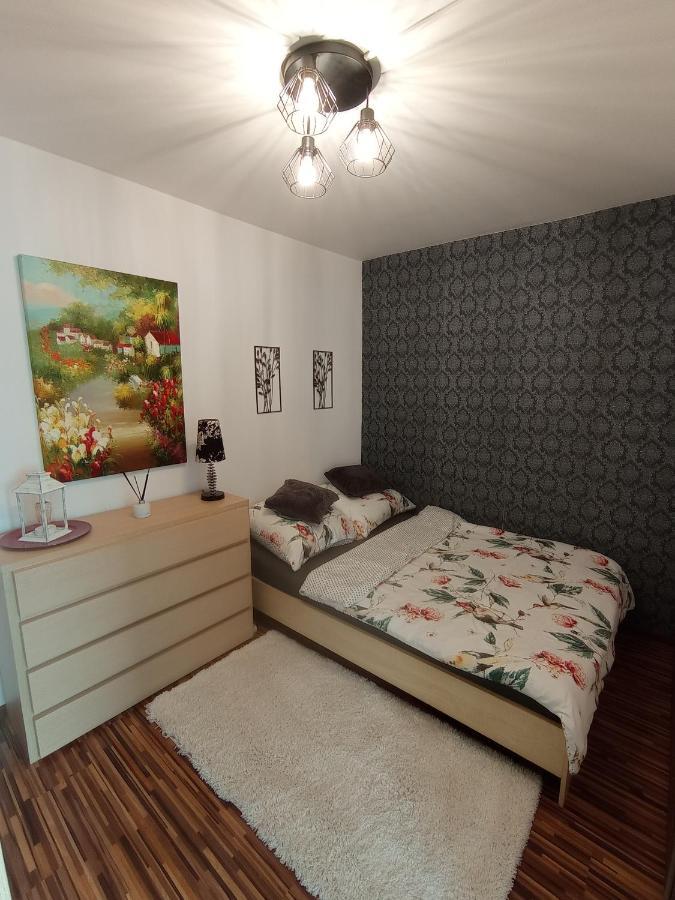 Mk Apartament III Rzeszów Esterno foto